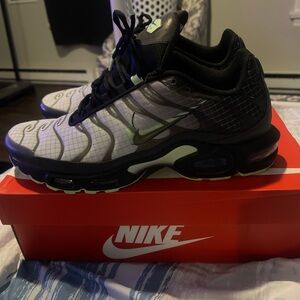 Nike Air Max Plus